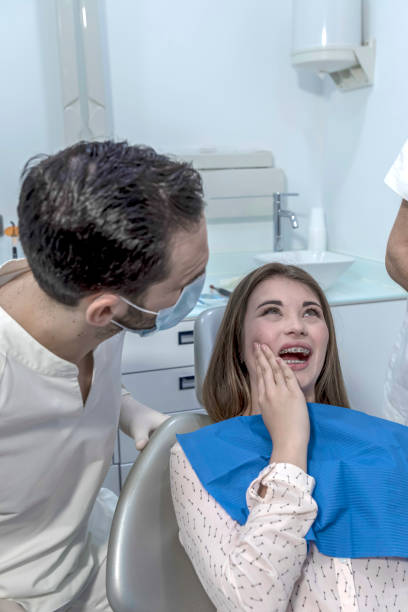 Best Cosmetic Emergency Dentistry in Iowa Colony, TX