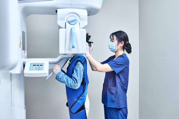 Best Emergency Treatment for Dental Infections or Abscesses in Iowa Colony, TX